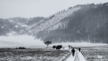 CYCLING IN THE SNOW*STORM